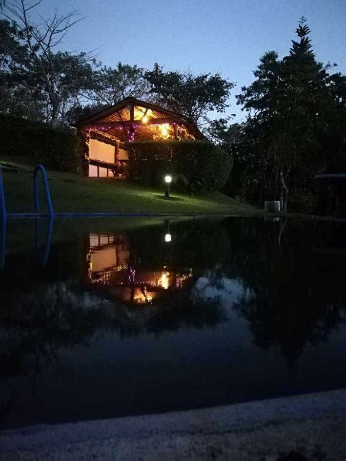 Pochote Lodge Guayabo  Esterno foto