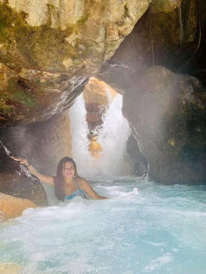 Pochote Lodge Guayabo  Esterno foto